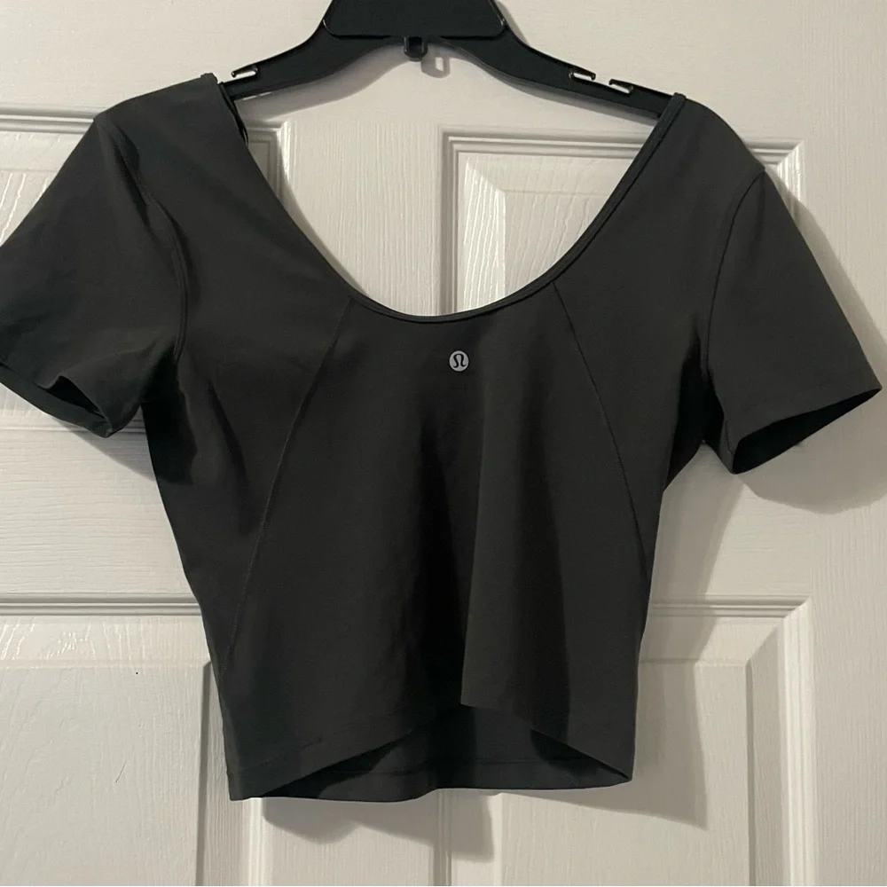 Lululemon - Picture 2 of 3